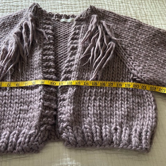 Good Night, Day Perth Cardigan lavender - Picture 9 of 9